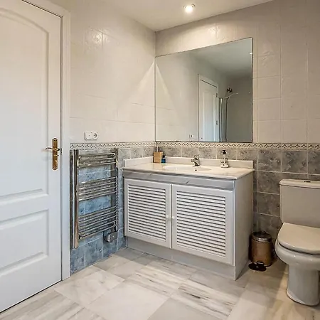 3 Bedroom Cozy In Malaga Holiday home Estepona